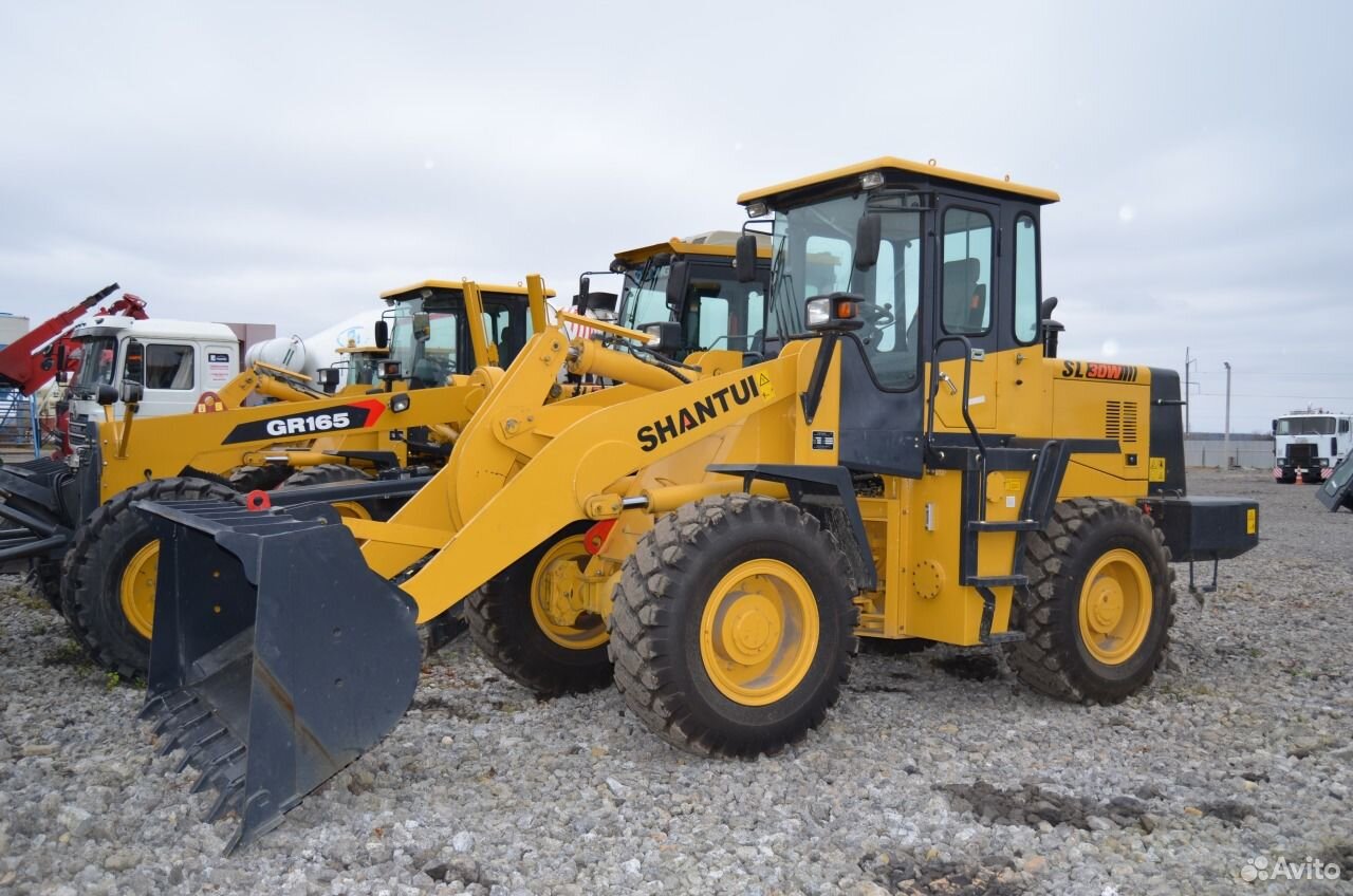 Погрузчик шантуй. Фронтальный погрузчик Shantui sl30w. Шантуй sl30w. Фронтальный погрузчик Шантуй. Фронтальные погрузчики Шантуй фото.