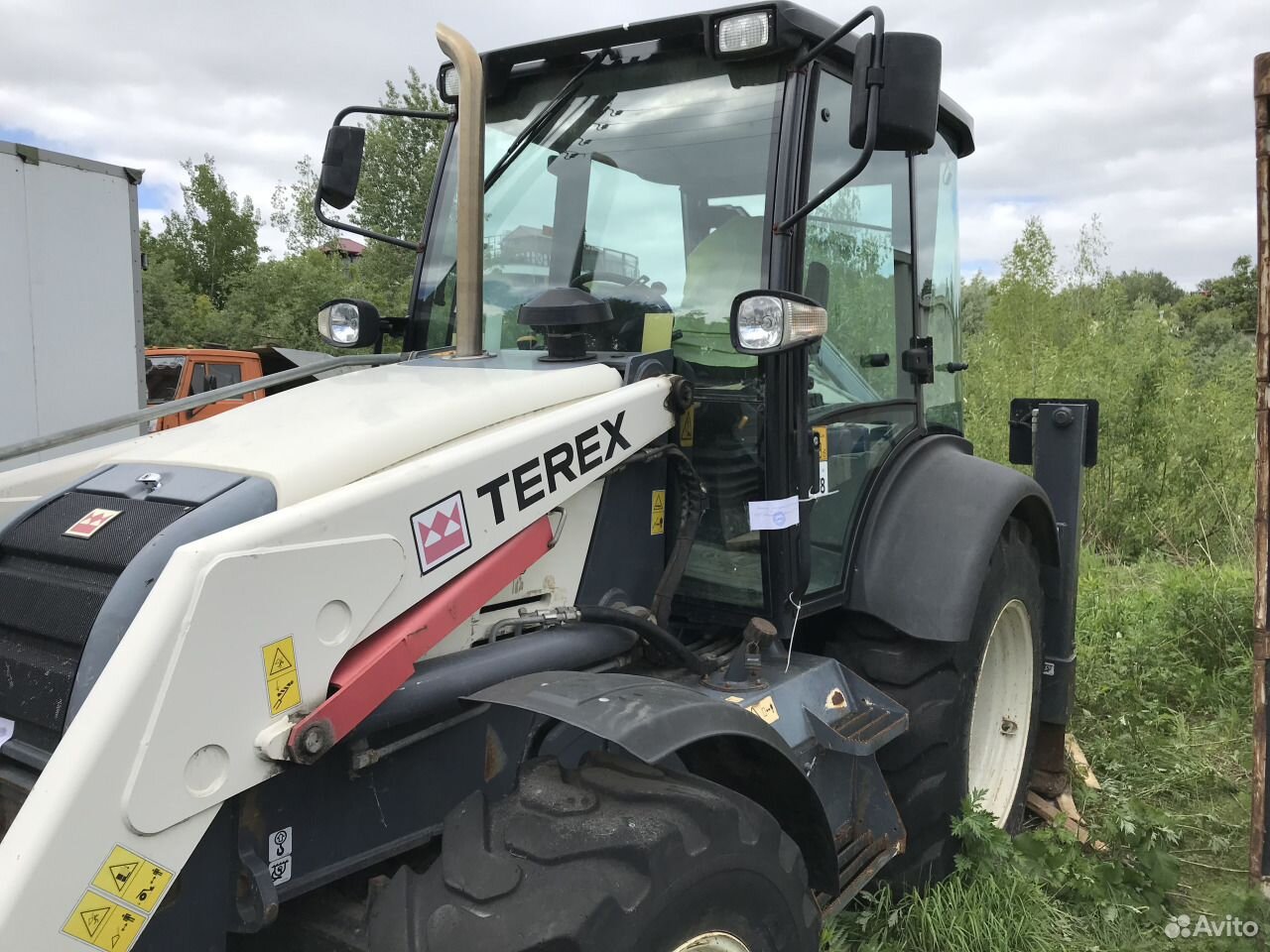 Экскаватор погрузчик терекс 860 бу. Терех 860 SX. Экскаватор-погрузчик Terex 860. Terex 860sx аналог. Аккумулятор Terex 860sx.