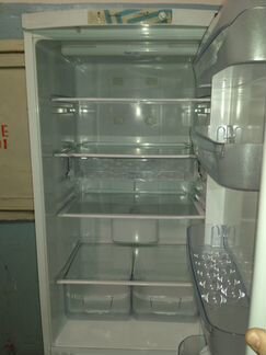 Холодильник п/автомат