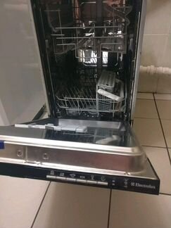 Посудомоечная машина Элекролюкс встраиваемая 45 см