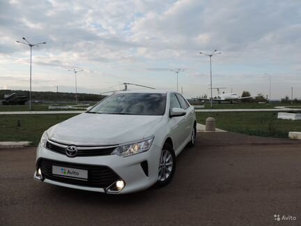 Toyota Camry 2.0 AT, 2016, седан