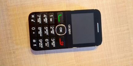 Мобильный телефон для пожилых