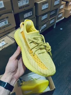 Кроссовки Adidas Yeezy Boost 350 желтые