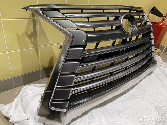 Решётка радиатора LX570/450d 15