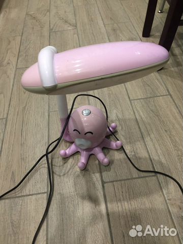 Лампа настольная