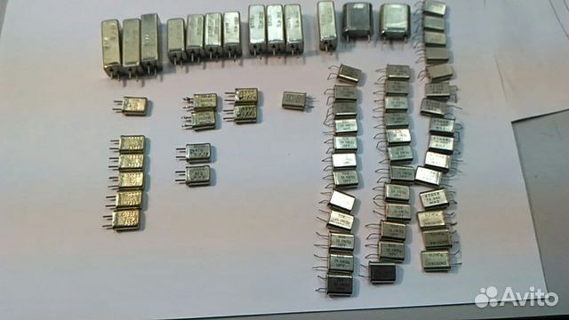 Резонатор Кварцевый