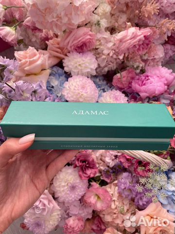 Новая подвеска из белого золота с бриллиантами