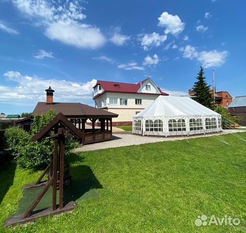 

10-к. и более коттедж, 360 м²
