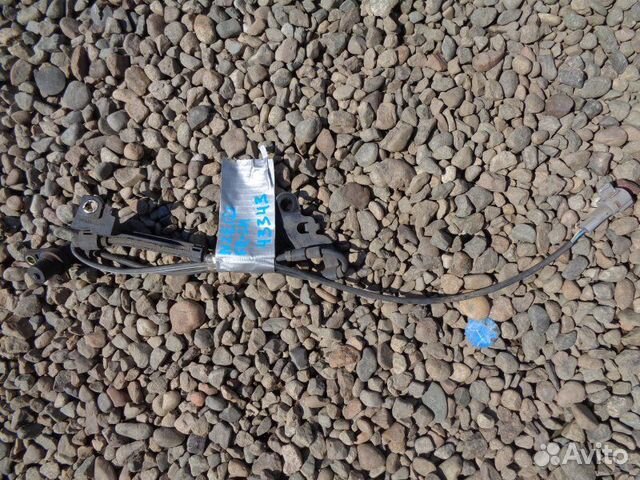 Датчик abs передний левый Toyota Allex NZE121