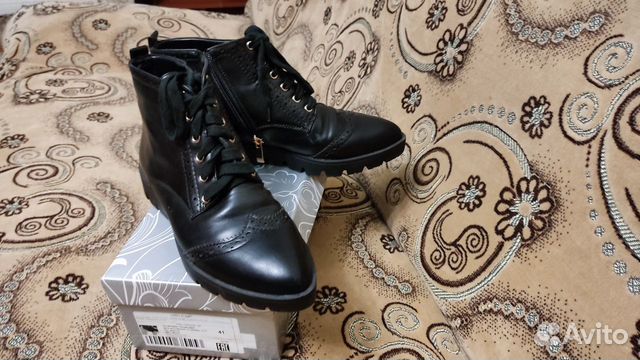 Ботинки женские 39 размер