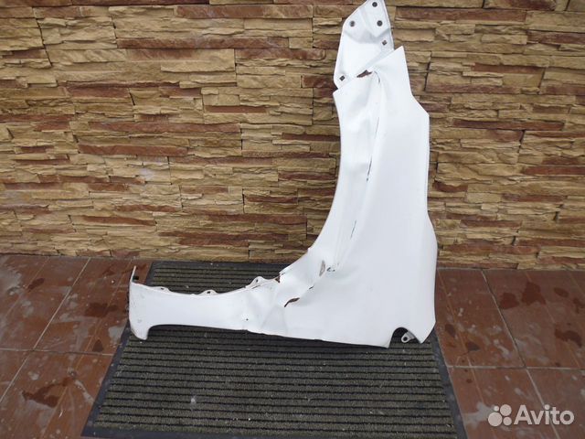 Тойота Королла Е180 крыло переднее левое с 2013