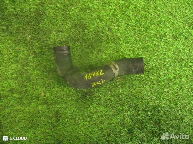 Патрубок радиатора на toyota platz SCP11 1SZ-FE