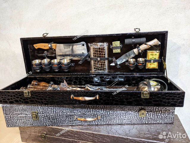 Набор шампуров в деревянном кейсе