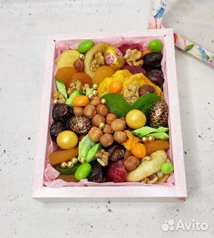 Съедобные букеты - Подарочный бокс с сухофруктами