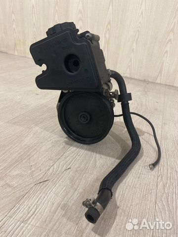 Насос гидроусилителя руля Mercedes Benz E280 W211