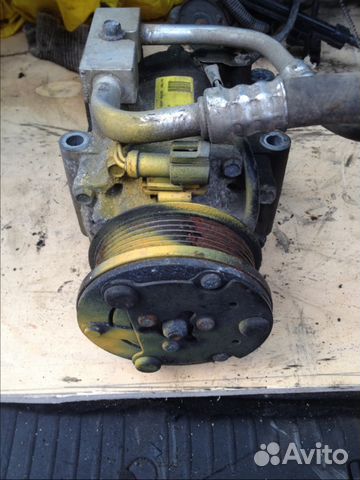 Компрессор кондиционера Ford Focus 1.6 2004г Компрессор кондиционера Ford Focus 1.6 2004г