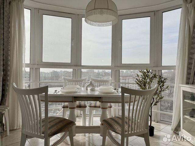 

2-к. квартира, 62 м², 9/14 эт.