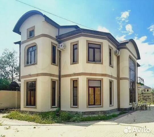 

5-к. коттедж, 300 м²