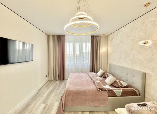 

1-к. квартира, 38 м², 14/17 эт.