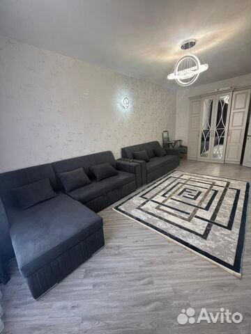 

1-к. квартира, 52 м², 9/10 эт.