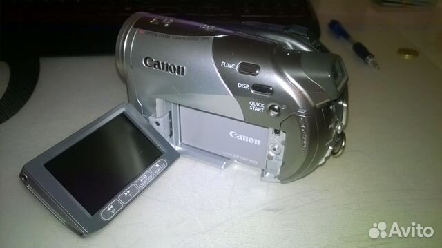 Видеокамера Canon DC 50