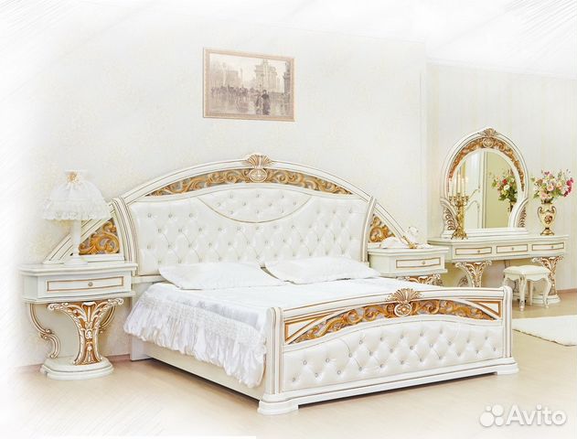 Кровать двуспальная