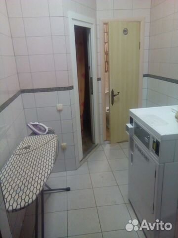 Комната 28 м² в 9-к, 1/9 эт.