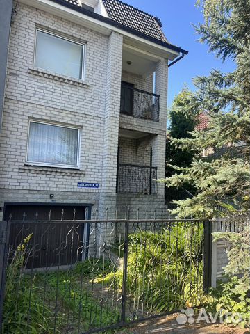 

Дом 157 м² на участке 3 сот.