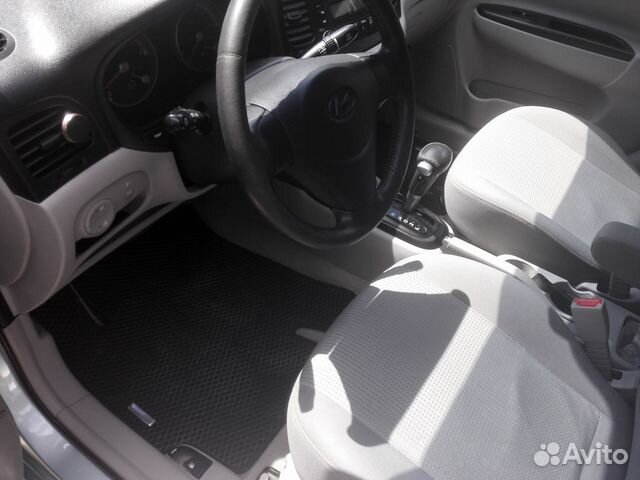 Новые коврики в салон Hyundai Accent Новые коврики в салон Hyundai Accent