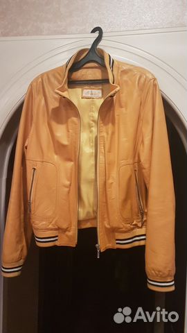 Кожаная куртка р.44-46 Кожаная куртка р.44-46