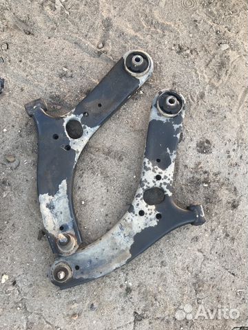 Киа Рио солярис 2016г передние рычаги подвески