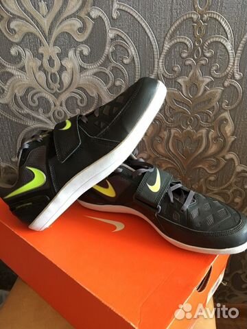 Кроссовки Nike