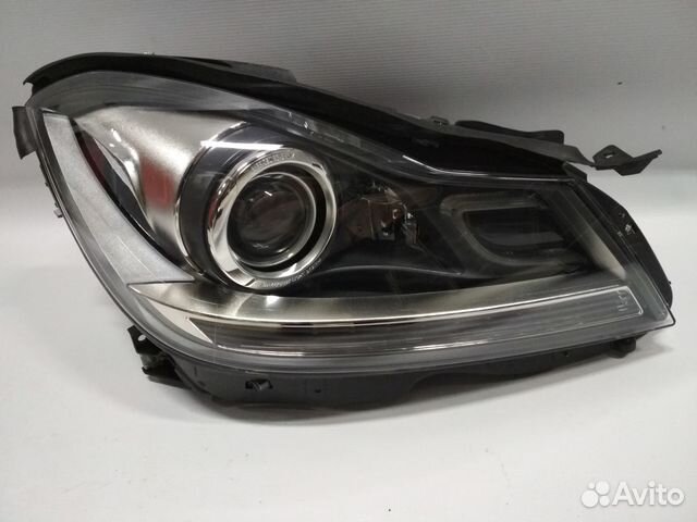Фара правая ксенон mercedes 204
