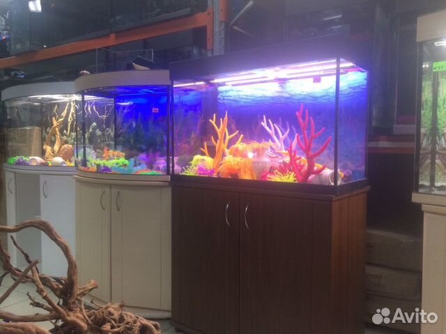 Прямоугольный 130л нов. 81х36х51см, свет 2х18вт