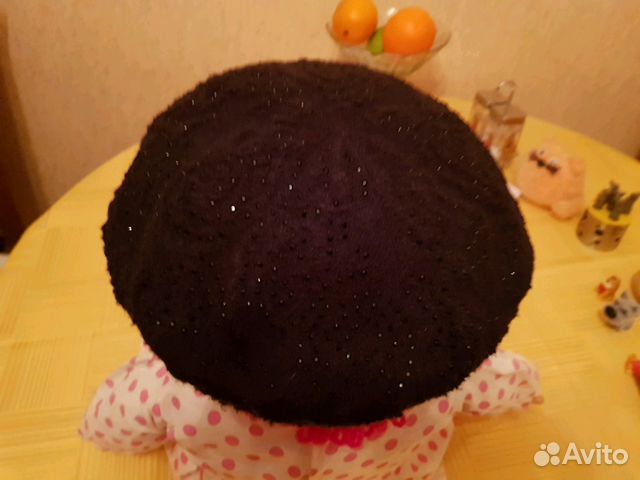 Продам женский зимний берет Продам женский зимний берет