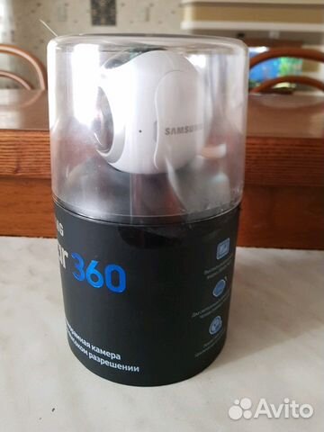 Компактная панорамная камера SAMSUNG gear 360
