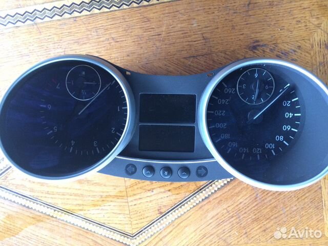 Панель приборов Mercedes GL ML X164