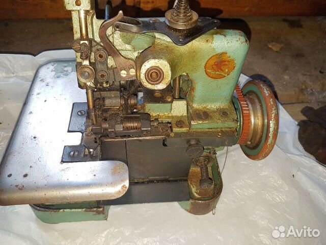 Оверлок 3х-нитевой,промыш,с электроприводом