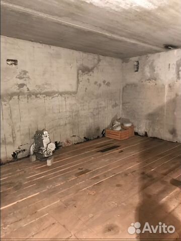 Гараж, > 30 м²