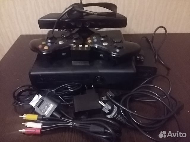 Xbox 360 s 250 Gb прошитый lt.30