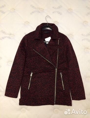 Topshop теплое черно-красное пальто Topshop теплое черно-красное пальто