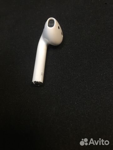 Правый наушник AirPods 2 Правый наушник AirPods 2