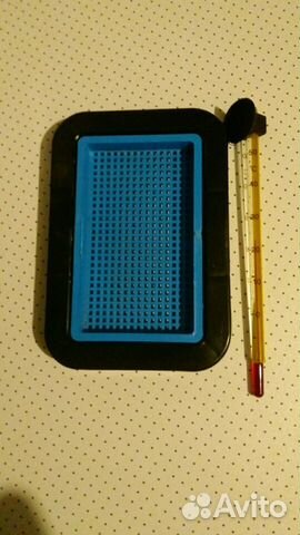 Термометр и кормушка для аквариума