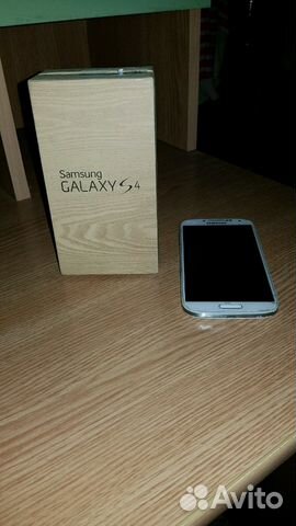 SAMSUNG Galaxy S 4 GT-I9500. без торга