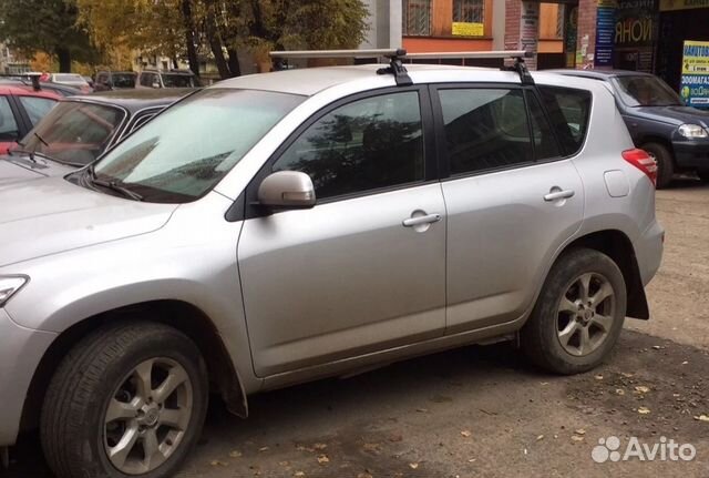 Багажник Аэро на крышу для автомобиля Toyota RAV4