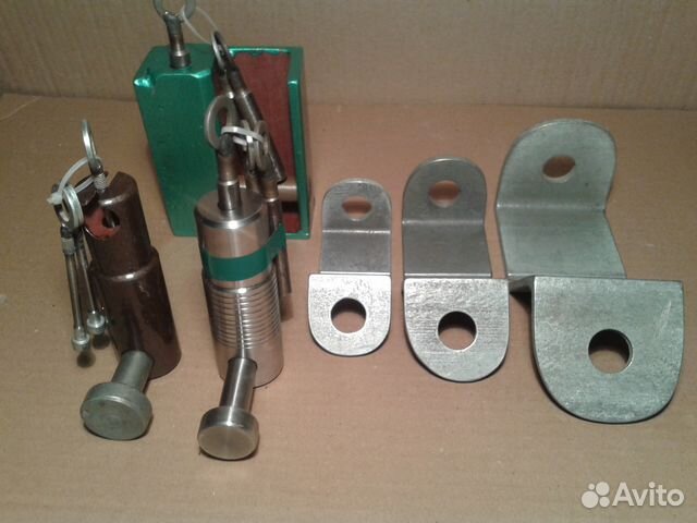 Замки гаражные нержавеющие и стальные оцинкованные