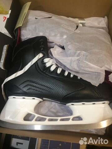 Новые коньки Bauer vapor x400 size 12 размер 47 Новые коньки Bauer vapor x400 size 12 размер 47