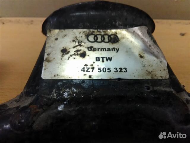 Рычаг подвески задний левый верхний Audi Allroad 1