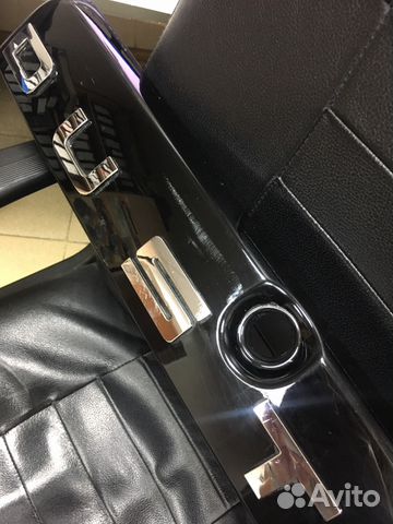 Накладка двери багажника renault duster 848109774R Накладка двери багажника renault duster 848109774R