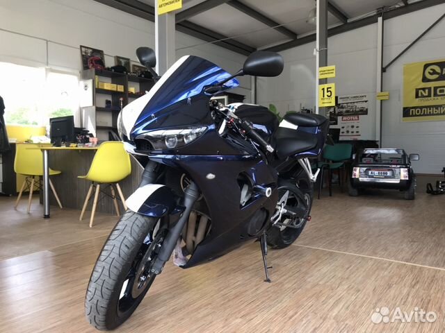 Мотоцикл yamaha YZF-R6